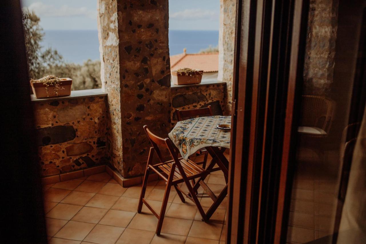 Residenza Golfo Degli Ulivi Lejlighedshotel Caprioli Eksteriør billede