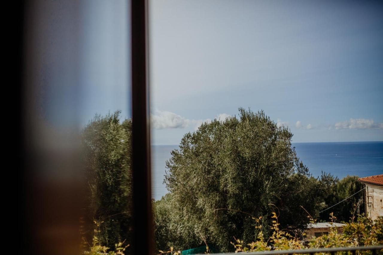 Residenza Golfo Degli Ulivi Lejlighedshotel Caprioli Eksteriør billede