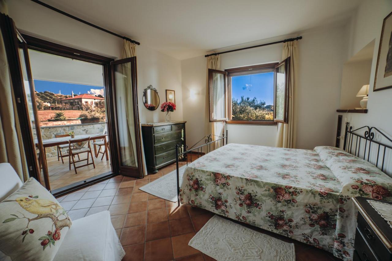 Residenza Golfo Degli Ulivi Lejlighedshotel Caprioli Eksteriør billede