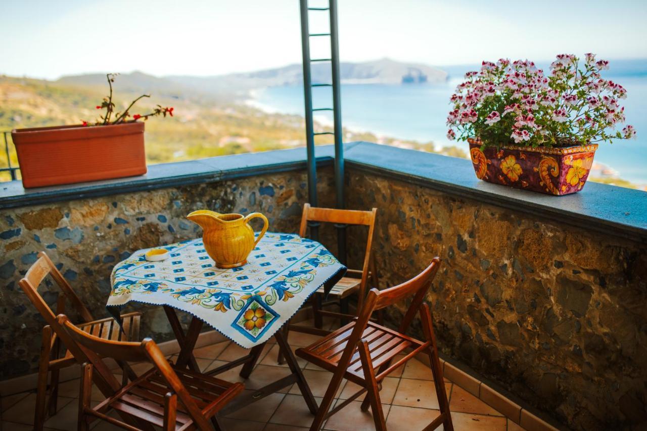 Residenza Golfo Degli Ulivi Lejlighedshotel Caprioli Eksteriør billede
