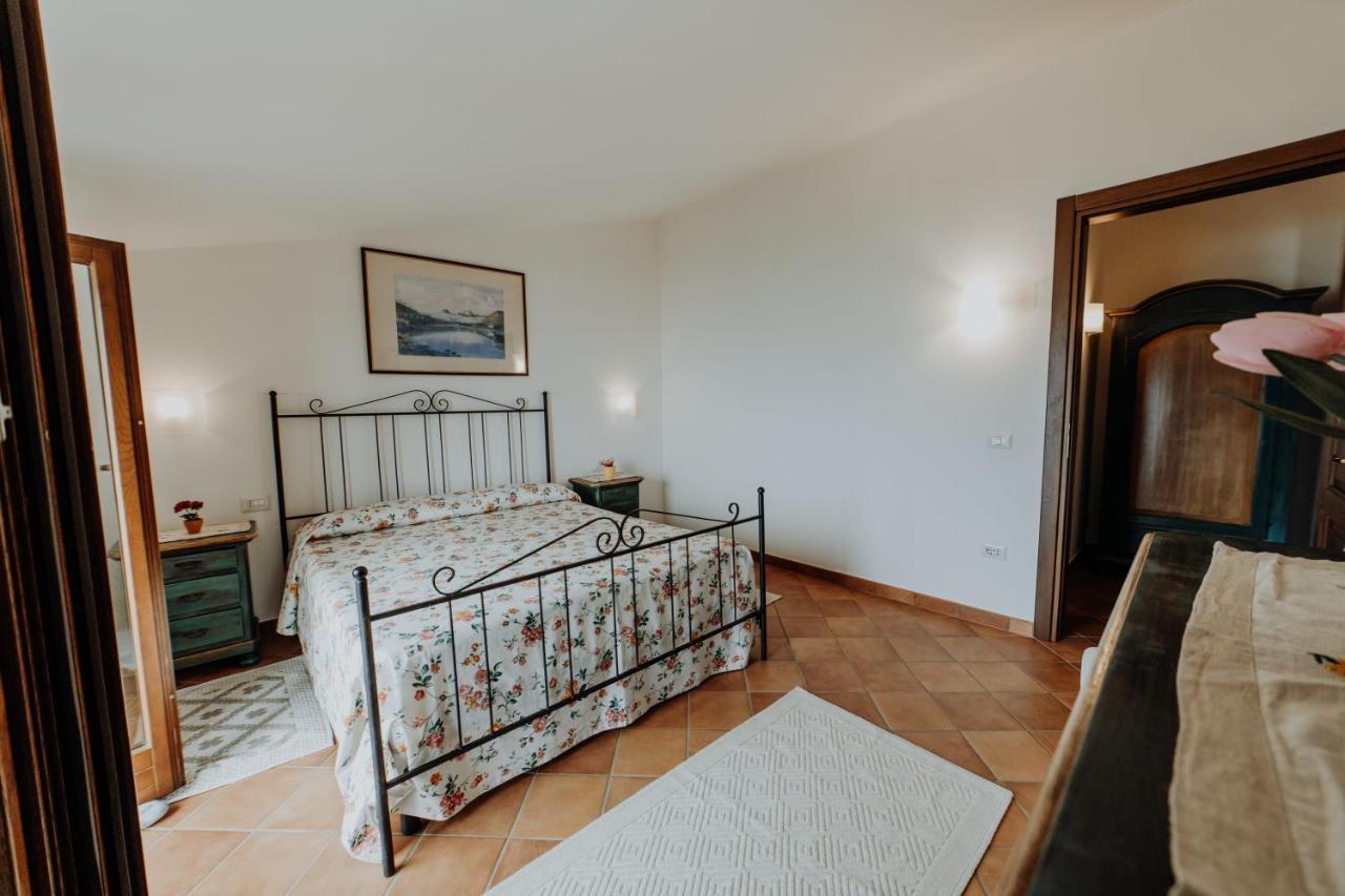Residenza Golfo Degli Ulivi Lejlighedshotel Caprioli Eksteriør billede